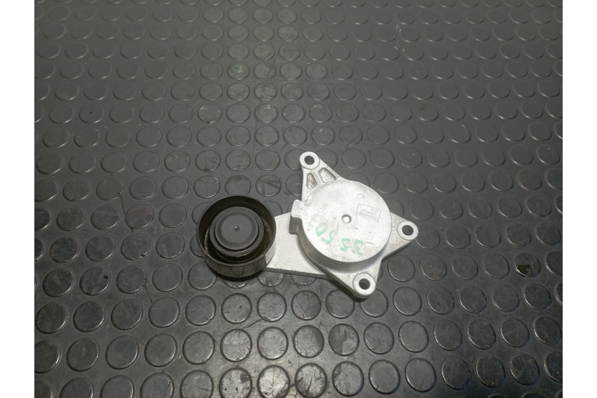 Recambio de tensor correa auxiliar para hyundai i20 active classic blue referencia OEM IAM 2528104520  