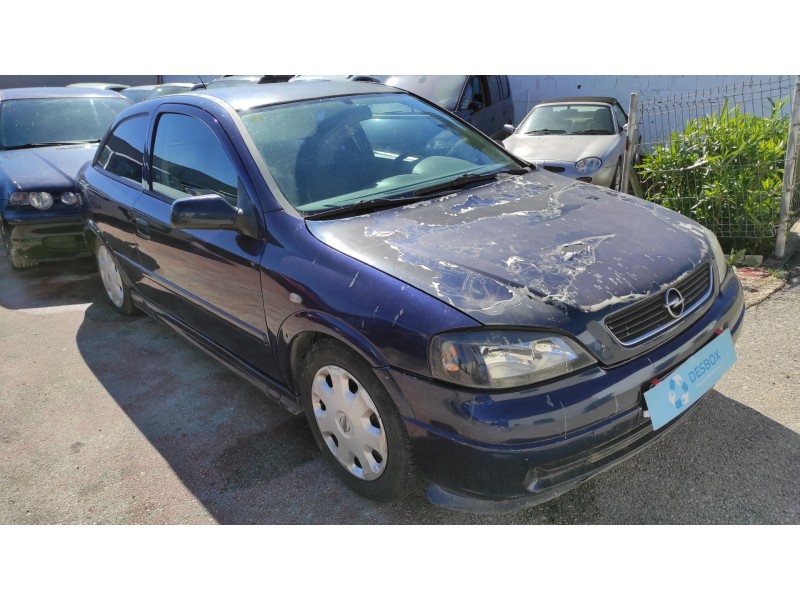 opel astra g berlina del año 2001