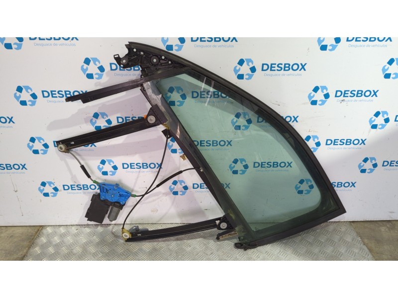 Recambio de elevalunas delantero izquierdo para audi a4 berlina (8e) 2.0 referencia OEM IAM 8E0837461C  