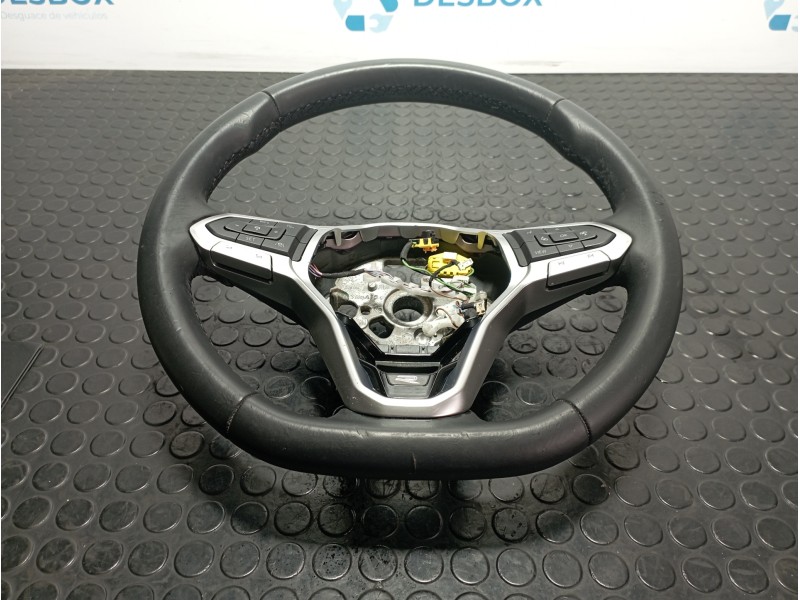 Recambio de volante para volkswagen polo vi (ae1) referencia OEM IAM 6380998  