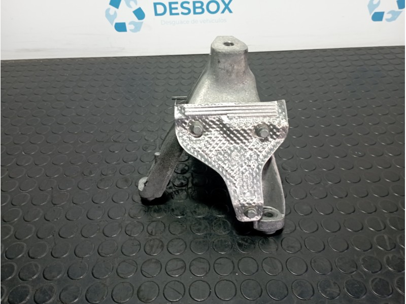 Recambio de soporte motor derecho para audi q5 (8r) q5 2.0 tdi referencia OEM IAM 8K0199308BE  