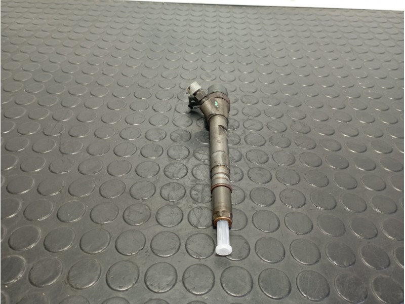 Recambio de inyector para chrysler jeep cherokee referencia OEM IAM 0445110218  