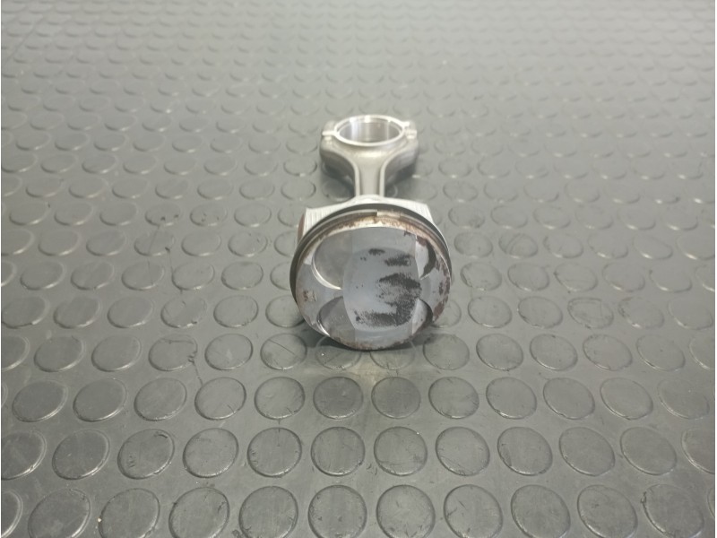 Recambio de piston para volkswagen polo vi (ae1) referencia OEM IAM 1505AC  
