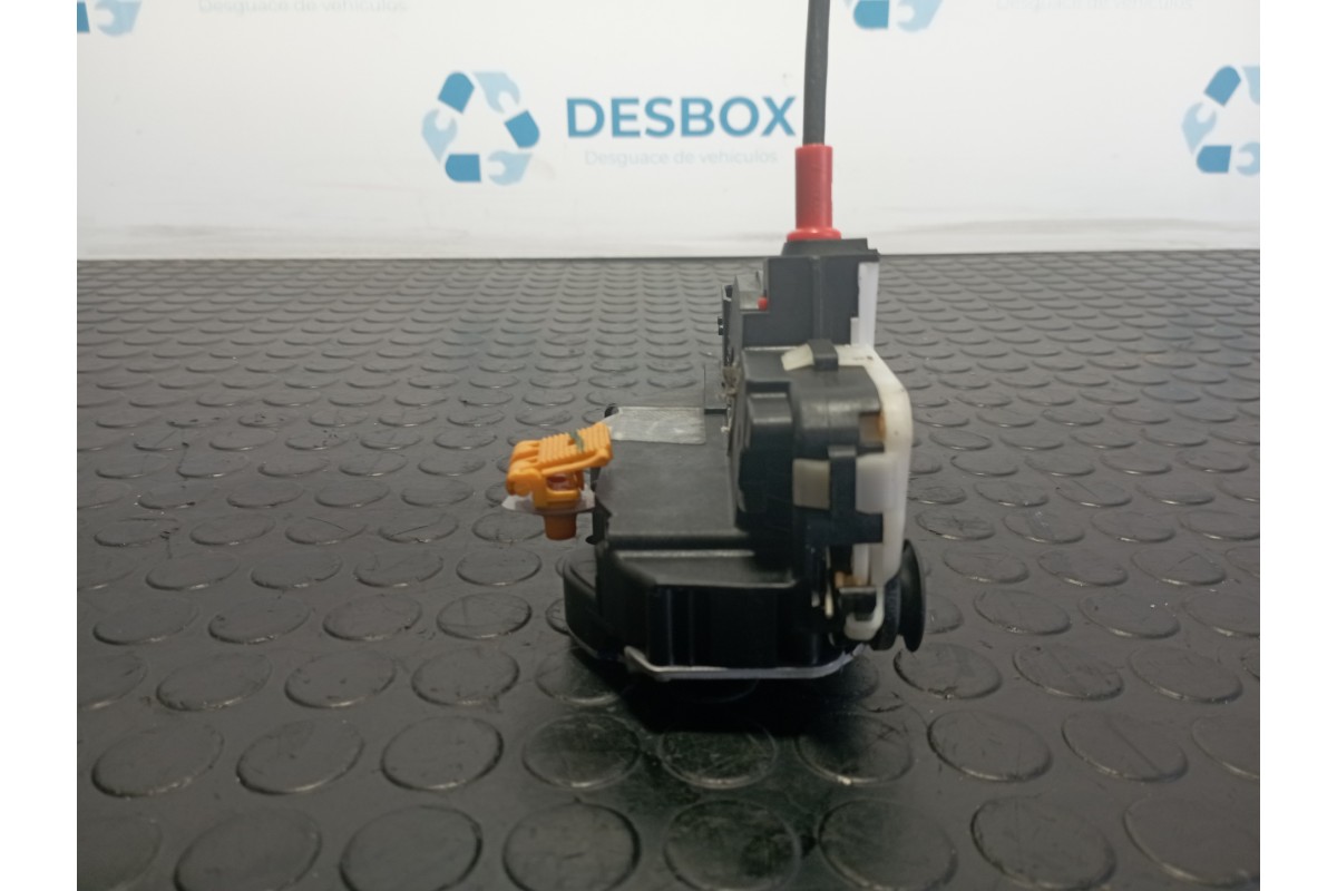 Recambio de cerradura puerta trasera derecha para opel mokka x mokka x 1.3 i referencia OEM IAM 13579546  