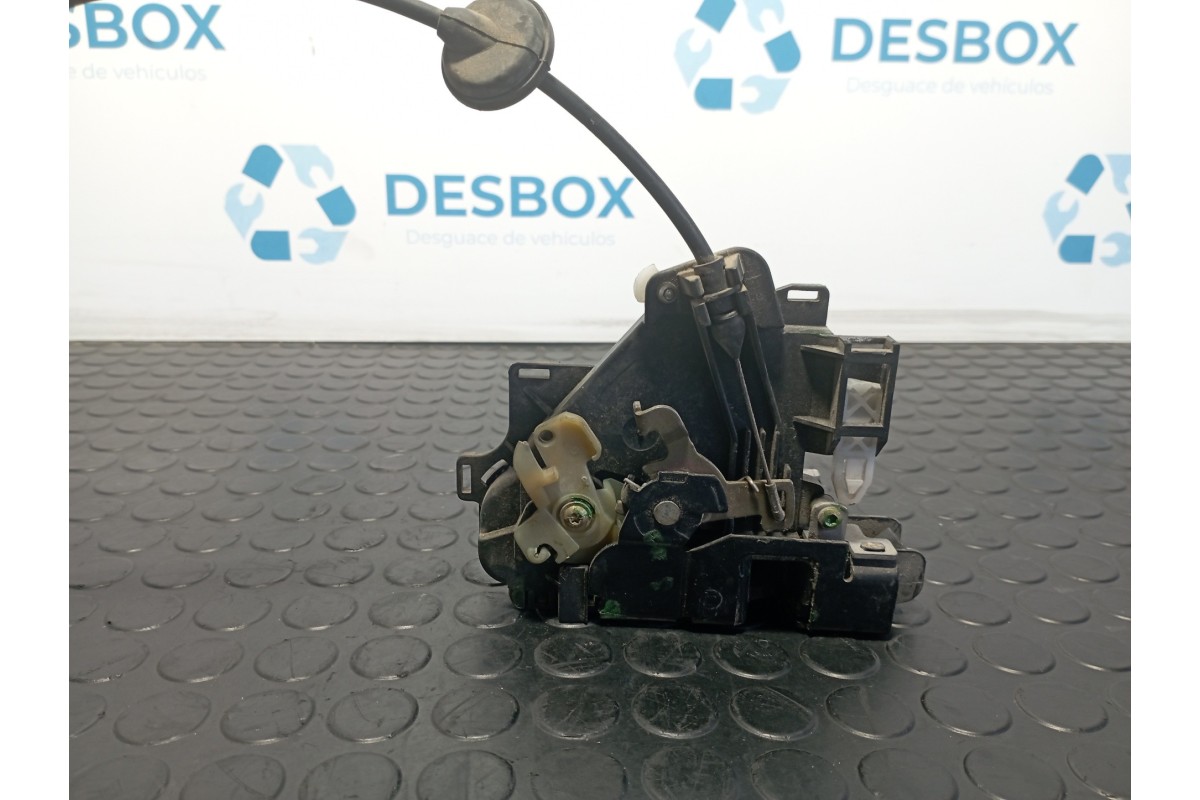 Recambio de cerradura puerta delantera izquierda para volkswagen caddy ka/kb (2k) 2.0 sdi referencia OEM IAM 3B1837015  