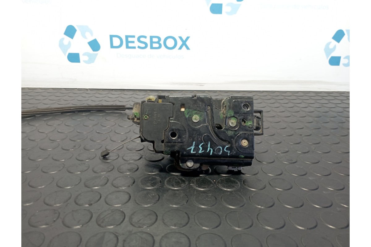 Recambio de cerradura puerta delantera izquierda para volkswagen caddy ka/kb (2k) 2.0 sdi referencia OEM IAM 3B1837015  