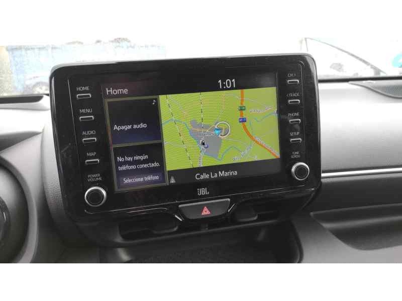 Recambio de pantalla multifuncion para toyota yaris (xp21) yaris hibrid referencia OEM IAM   