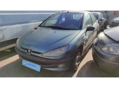 peugeot 206 berlina del año 2001 2