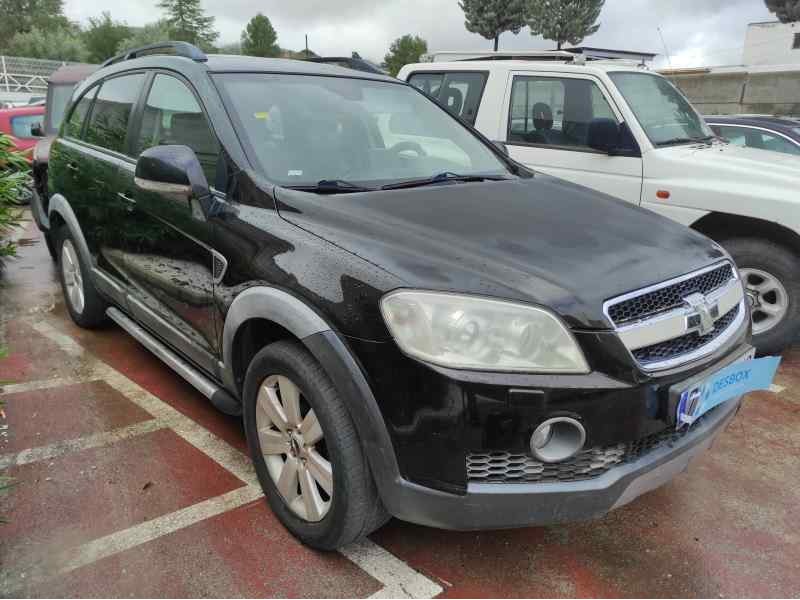 Recambio de aleta delantera derecha para chevrolet captiva 2.0 vcdi referencia OEM IAM   