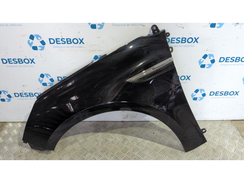 Recambio de aleta delantera izquierda para renault megane iv berlina 5p 1.5 dci referencia OEM IAM   