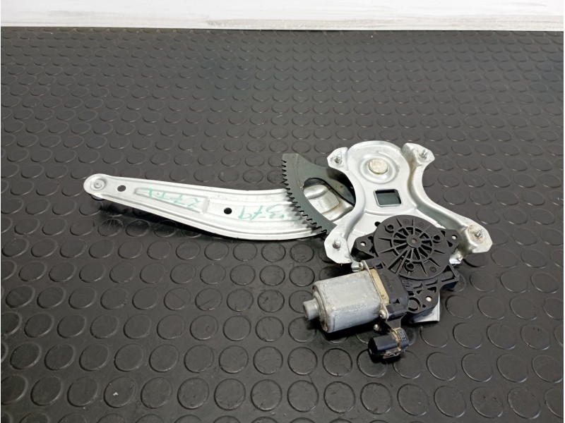 Recambio de elevalunas trasero izquierdo para kia picanto 1.0 referencia OEM IAM 1Y000 16K29  