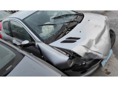 peugeot 206 berlina del año 2001 2