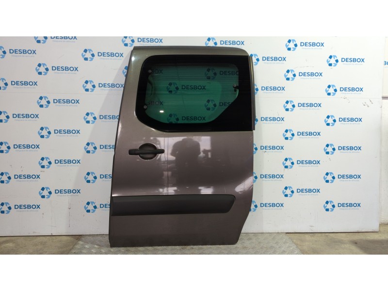 Recambio de puerta lateral corredera izquierda para peugeot partner 1.5 hdi referencia OEM IAM   