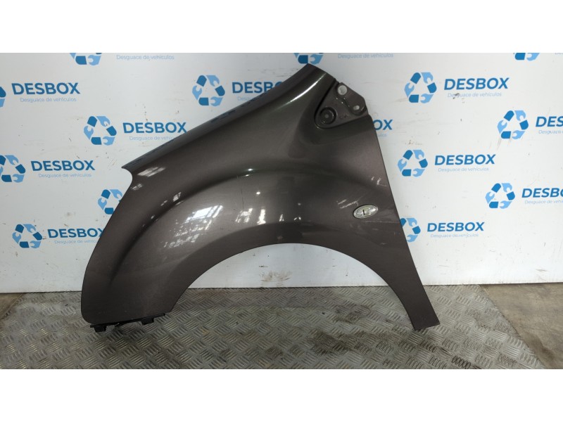 Recambio de aleta delantera izquierda para peugeot partner 1.5 hdi referencia OEM IAM   