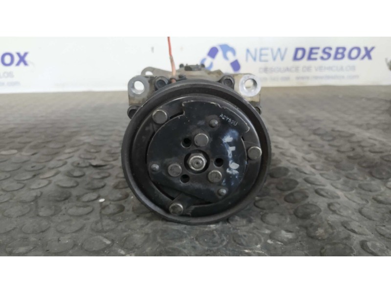 Recambio de compresor aire acondicionado para renault 19 hatchback (b/c53) 1.9 diesel referencia OEM IAM 7700272440  