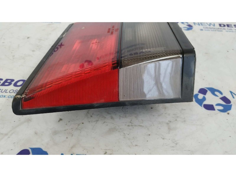 Recambio de piloto porton izquierdo para nissan primera berlina (p11) 2.0 16v cat referencia OEM IAM 2192  