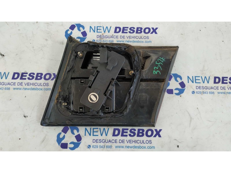 Recambio de piloto porton izquierdo para nissan primera berlina (p11) 2.0 16v cat referencia OEM IAM 2192  