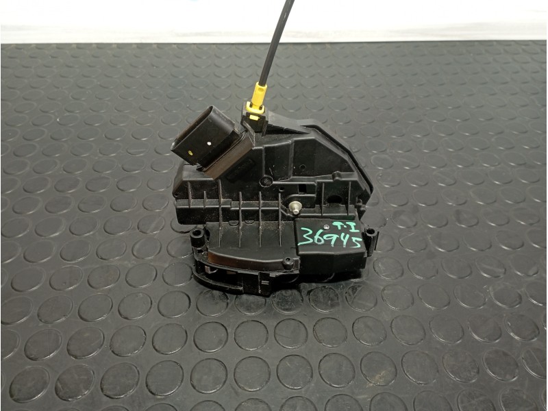 Recambio de cerradura puerta trasera izquierda para ford kuga 1.5 ecosport referencia OEM IAM BM5AA26413CG  