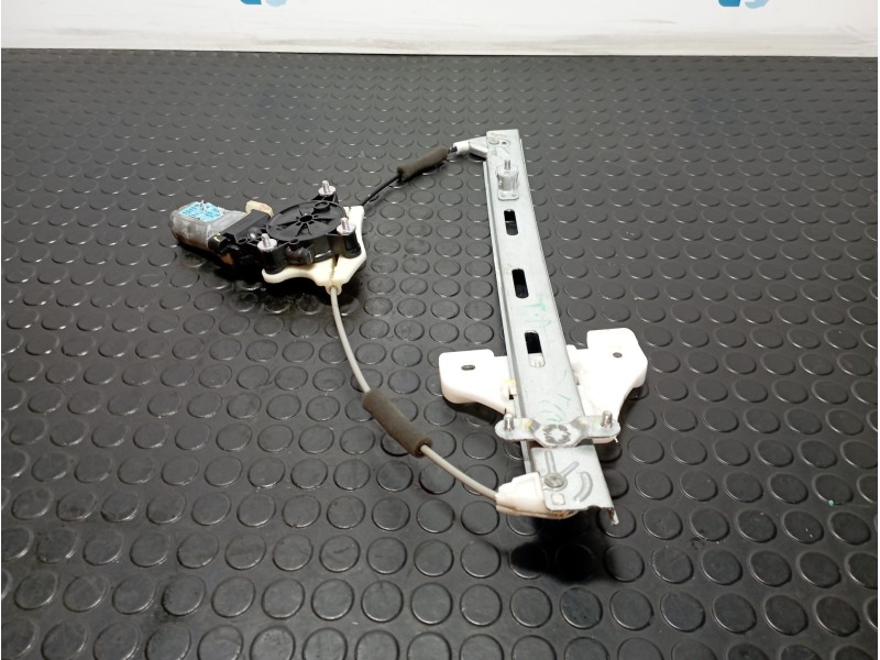 Recambio de elevalunas trasero derecho para hyundai i20 active i20 active referencia OEM IAM 82460C7000  