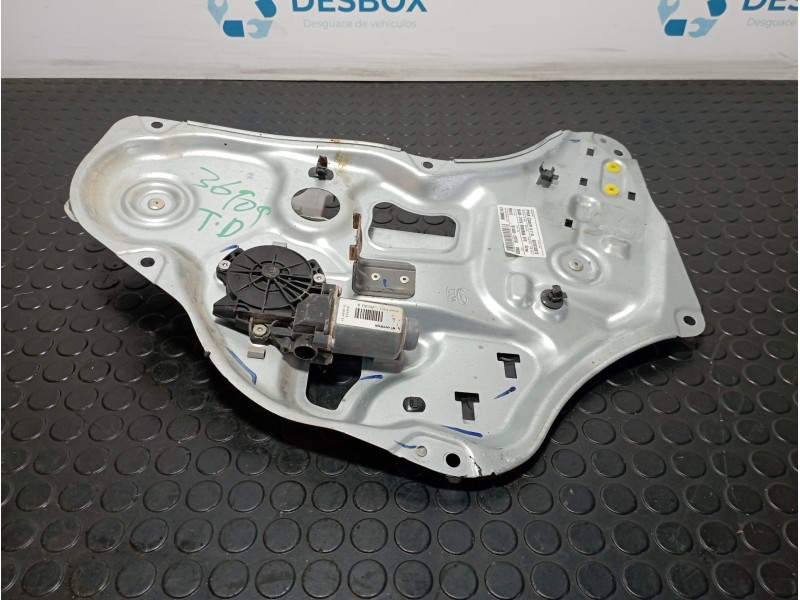 Recambio de elevalunas trasero derecho para hyundai ix35 1.6 crdi referencia OEM IAM 814202Y010  