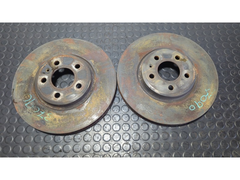 Recambio de juego discos freno delanteros para audi q5 (8r) q5 2.0 tdi referencia OEM IAM 6K0615301A  