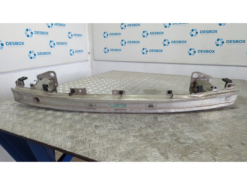 Recambio de refuerzo paragolpes delantero para renault megane iii berlina 5 p 1.5 dci referencia OEM IAM   