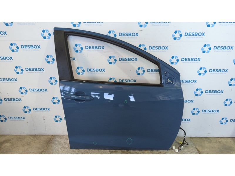 Recambio de puerta delantera derecha para toyota yaris (xp21) yaris hibrid referencia OEM IAM   