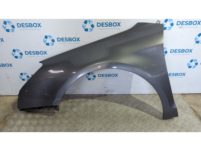 Recambio de aleta delantera izquierda para citroen c5 berlina 2.0 hdi referencia OEM IAM   