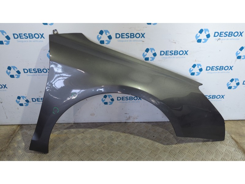 Recambio de aleta delantera derecha para citroen c5 berlina 2.0 hdi referencia OEM IAM   