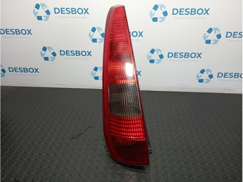 Recambio de piloto trasero izquierdo para ford fiesta 1.4 tdci referencia OEM IAM 2S6113A603B  