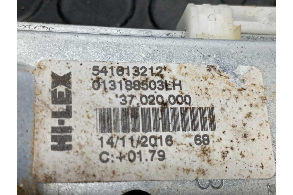 Recambio de elevalunas trasero izquierdo para opel corsa e 1.4 gasolina referencia OEM IAM 013188503LH  