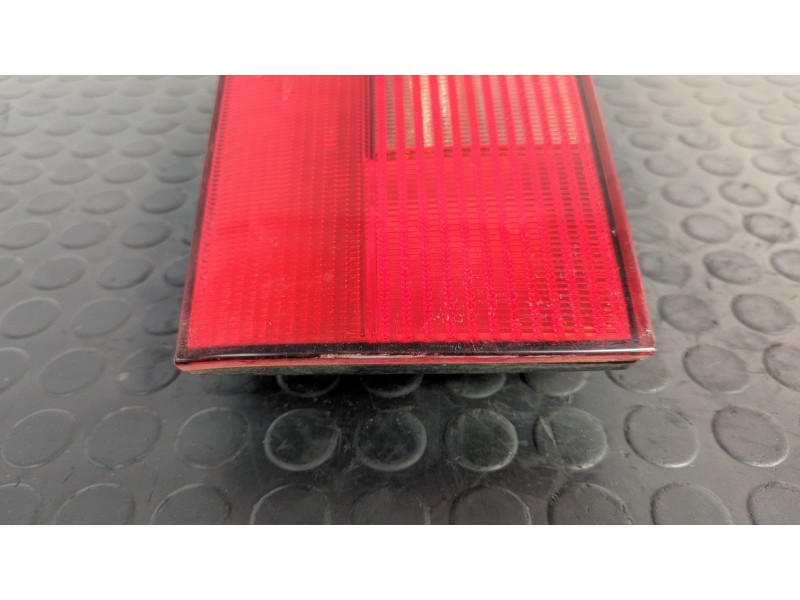 Recambio de piloto porton izquierdo para bmw serie 5 touring (e39) 2.5 24v referencia OEM IAM 8361673  