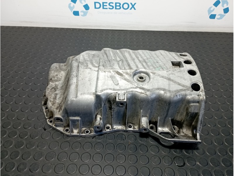 Recambio de carter para opel vivaro 1.9 dci referencia OEM IAM 8200066133  