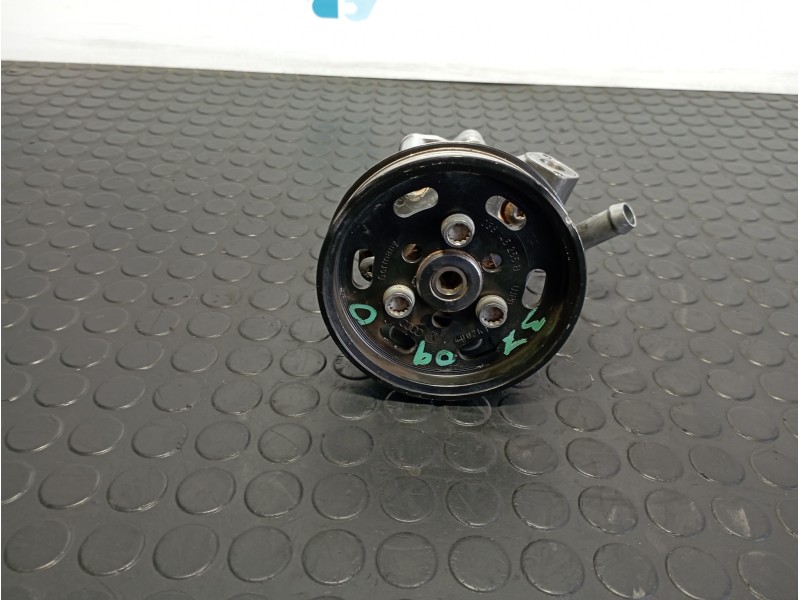 Recambio de bomba direccion para audi q5 (8r) q5 2.0 tdi referencia OEM IAM 8R0145155S  