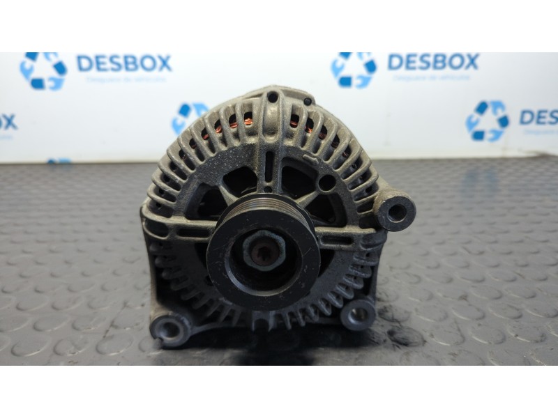 Recambio de alternador para bmw serie 3 cabrio (e93) 320d a cabrio referencia OEM IAM 7797521  