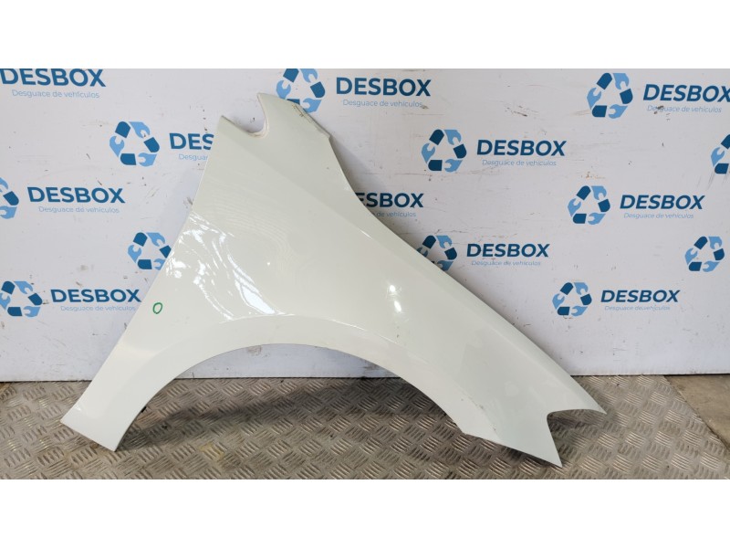 Recambio de aleta delantera derecha para volkswagen golf vii lim. 1,4 tsi referencia OEM IAM   