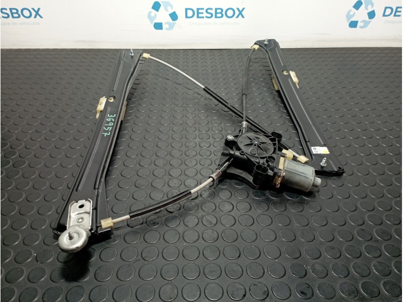 Recambio de elevalunas delantero derecho para volkswagen tiguan 1.9 tdi referencia OEM IAM 5NA837462A  