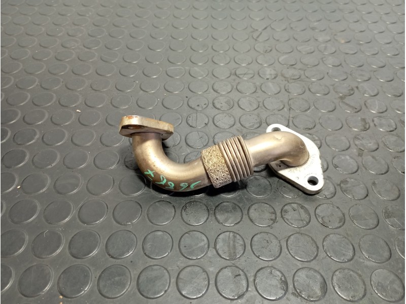 Recambio de tubo para audi a3 sportback (8p) 1.9 tdi referencia OEM IAM 03813521CC  