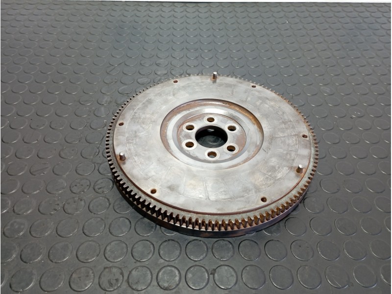 Recambio de volante motor para volkswagen polo 1.0 tsi referencia OEM IAM 04C105273G  