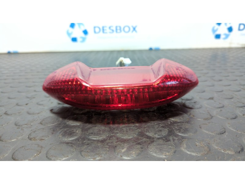 Recambio de piloto trasero para piaggio (vespa) nrg power 49 cc referencia OEM IAM 3834  