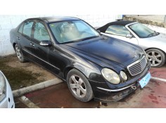 mercedes-benz clase e (w211) berlina del año 2005