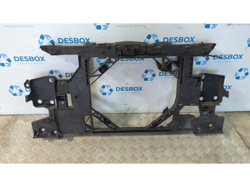 Recambio de panel frontal para renault megane iii berlina 5 p 1.5 dci referencia OEM IAM 752100004R  