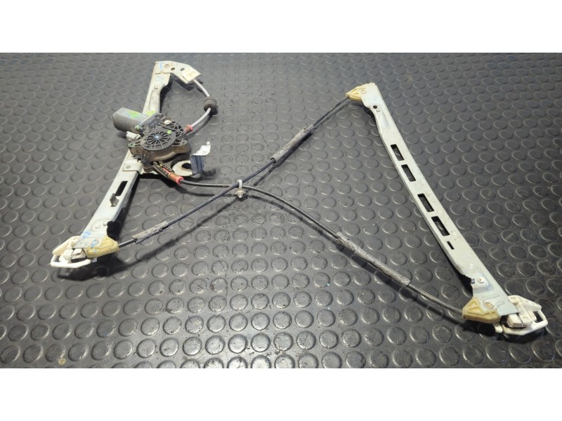 Recambio de elevalunas delantero izquierdo para peugeot 206 berlina referencia OEM IAM   