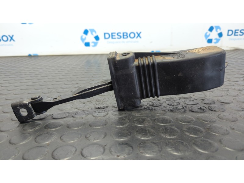 Recambio de retenedor puerta izquierda para audi q3 (f3b) 35 tdi referencia OEM IAM 83A837249  