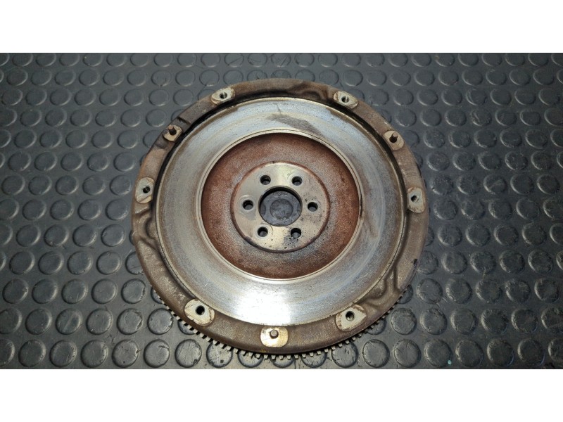 Recambio de volante motor para peugeot partner 1.5 hdi referencia OEM IAM C1017927  