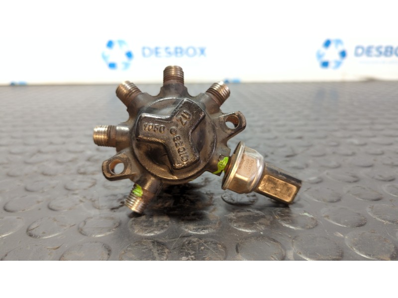 Recambio de rampa inyectora para renault scenic ii 1.5 dci referencia OEM IAM 8200057345  