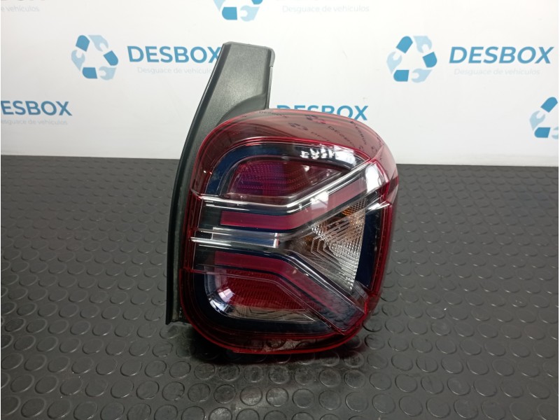 Recambio de piloto trasero derecho para dacia duster ii 0.999 referencia OEM IAM 265507316R  