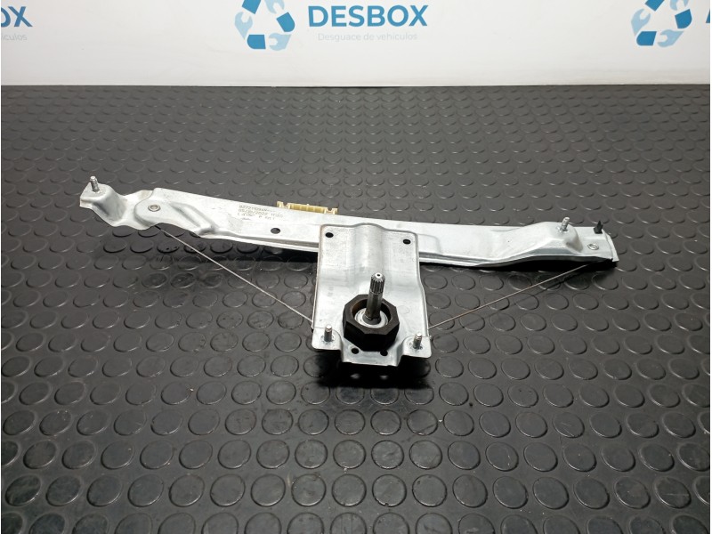 Recambio de elevalunas trasero izquierdo para dacia duster ii 0.999 referencia OEM IAM 827211094R  