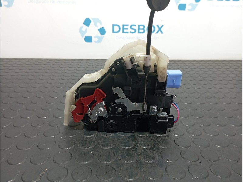 Recambio de cerradura puerta trasera izquierda para volkswagen jetta (1k2) 2.0 tdi referencia OEM IAM 7L0839015D  