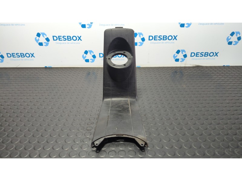 Recambio de moldura para piaggio (vespa) nrg power 49 cc referencia OEM IAM 959328  